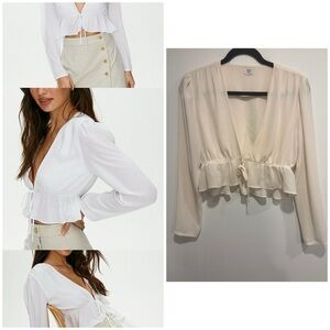Aritzia Sunday Best Cream Tie-Front Ruffle Blouse Long Sleeve — Size Small